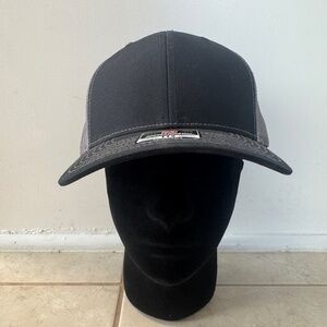 Men's Richardson Adjustable Snapback Trucker Cap